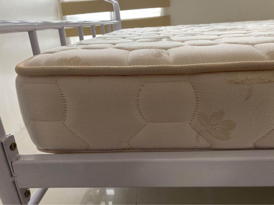 Dewfoam double size mattress | Used but not abused