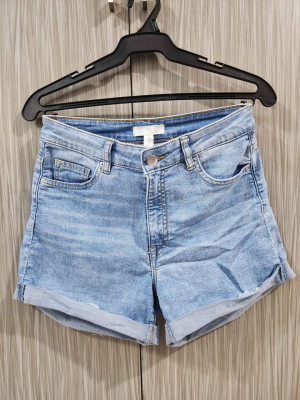 Shorts for women (take all)