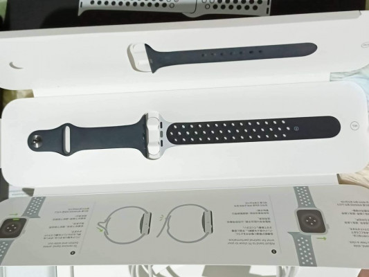 Apple watch series 6 44mm Nike edition