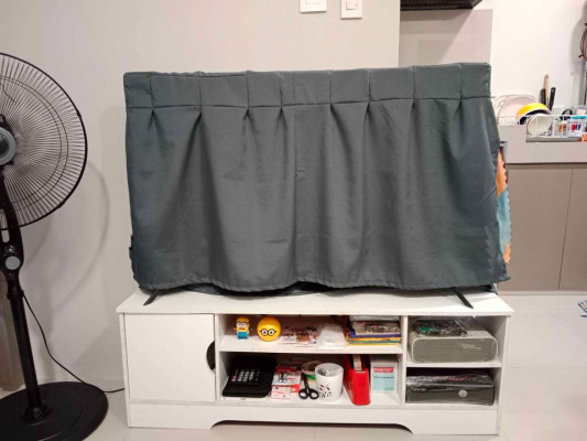 Samsung Crystal UHD 4K AU7000 Smart TV