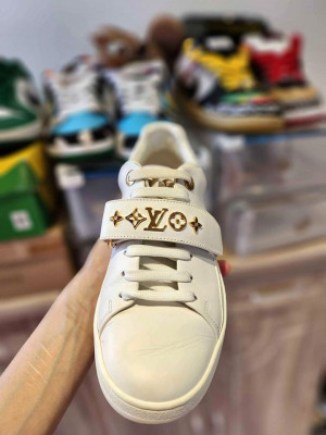 Louis Vuitton Sneaker