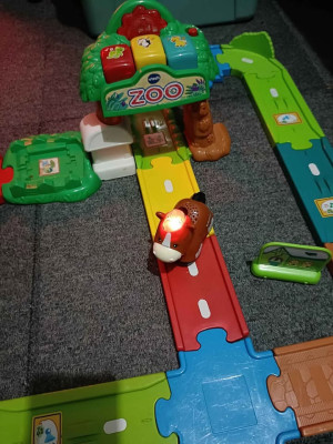 VTECH TOOT TOOT TRAIL ZOO INSPIRED WITH BATT OP EDUCATIONAL