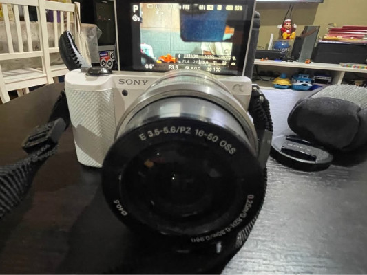 Sony alpha a5000 camera