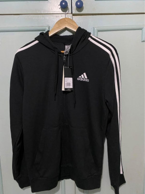 Adidas hoodie/Northface jacket