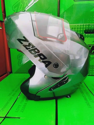 Motorcycle helmet