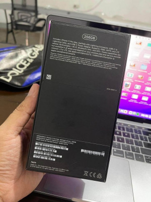 IPHONE 11 PRO MAX 256GB