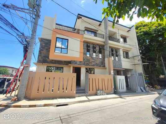 3 STOREY 2 UNITS HOUSE AND LOT FOR SALE IN VISTA VERDE CAINTA NEAR GATE 1 AND ST