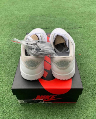 Air Jordan 1 Low Neutral Grey