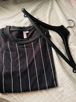 Penshoppe Black stripe