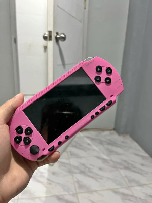 For Sale Original Rare Sony PSP Phat/Slim 2 with memory stick (8GB) TAKE ALL