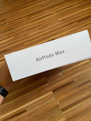 AirPods Max