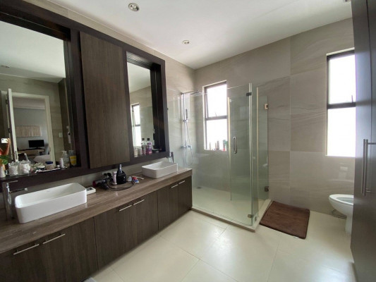 Astonishing Clean House and Lot For Sale in BF Homes, Parañaque