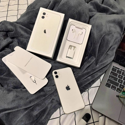 iPhone 11 128GB White