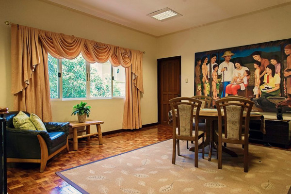 Brentville Residence for Sale