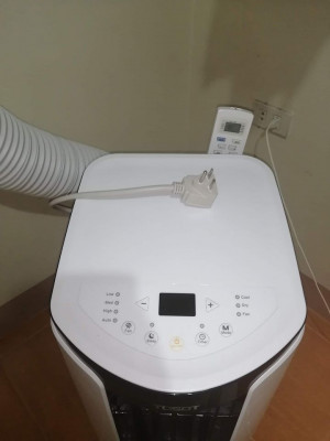 For sale: Portable Aircon