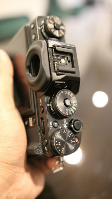 Fujifilm XT1 Body (1k plus SC Only) (Mint Condition)