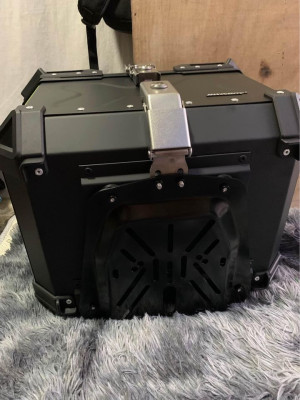 ALLOY TOPBOX (45 liters, black)