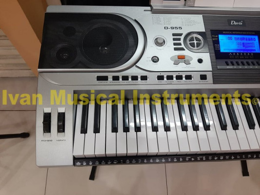 Davis D-955 61 Key with Touch Function Electronic Keyboard