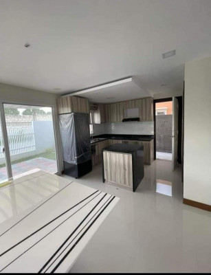 House and lot for sale