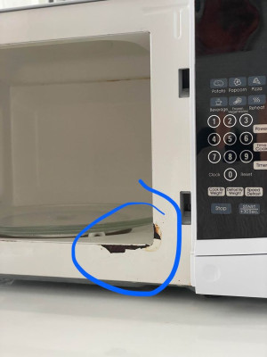 MOVING OUT SALE: Digital Microwave