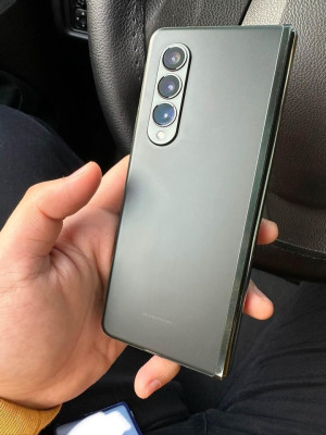 Samsung Z fold 3