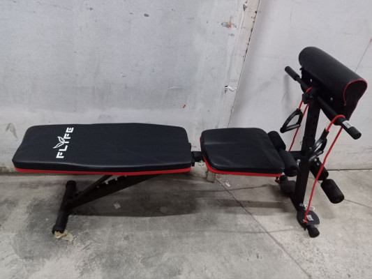 Adjustable weight bench