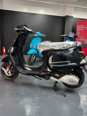 2022 Vespa s125