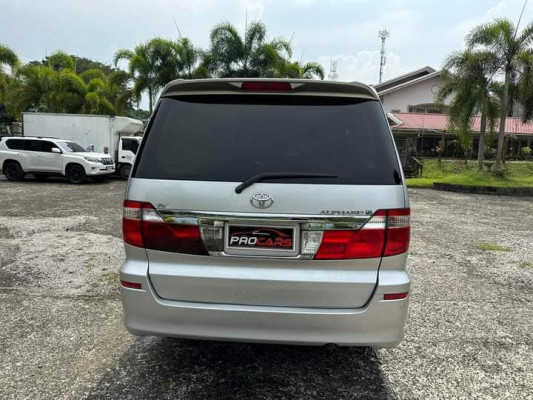 FOR SALE RUSH RUSH RUSH RUSH! TOYOTA ALPHARD 2003 MODEL