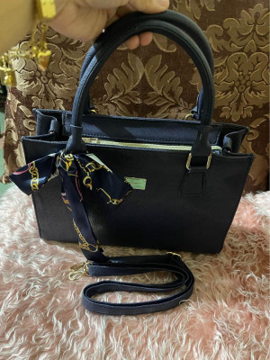 Brandnew Womens Professional Two way sling/ crossbody bag