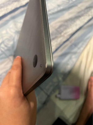 Macbook Pro 13 2017 8/128