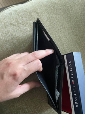 Tommy Hilfiger Wallet