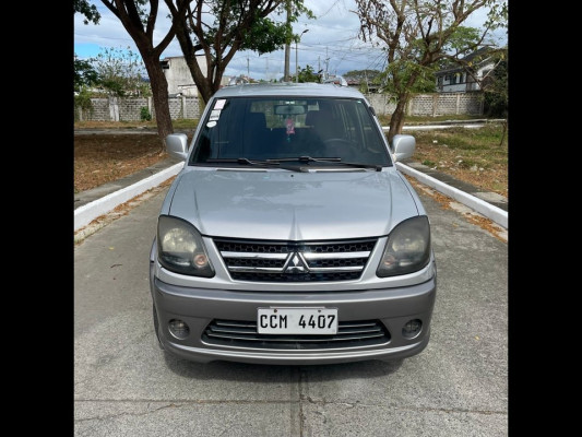 2016 Mitsubishi adventure gls