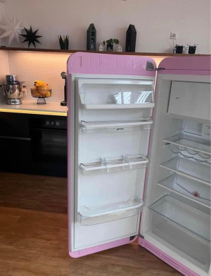 SMEG FAB28 Refrigerator Pink