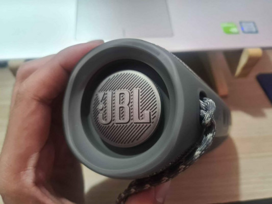 JBL Flip 5