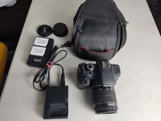 Canon 750D complete set