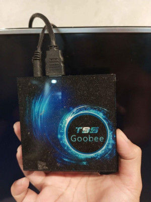 Devant 50inches Smart TV Full HD 3D With Android box