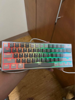 Redragon k617