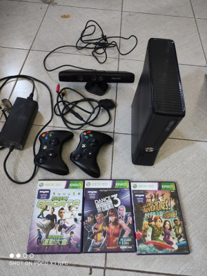Xbox360 slim 250gb with games