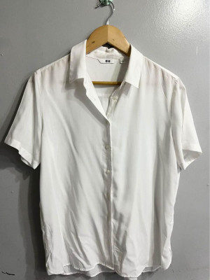 Uniqlo Button Down White Shirt