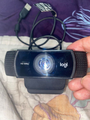 Selling my Logitech C922 Pro Camera for Streaming