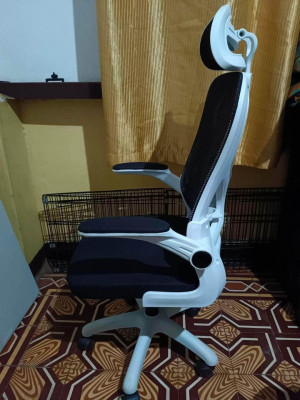 RUSH FOR SALE GAMING CHAR / office chair