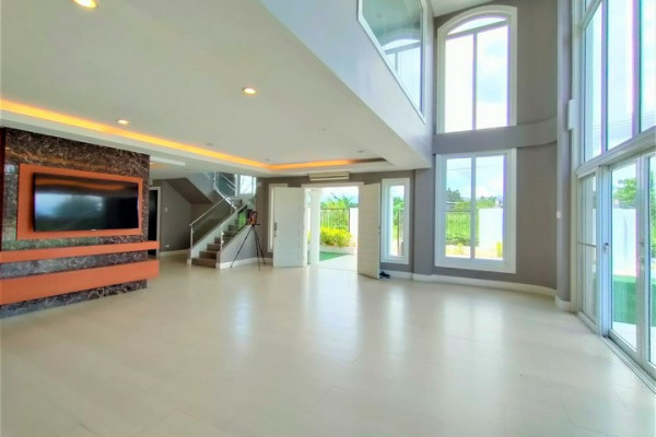 For sale House in Corona Del Mar Pooc, Talisay City