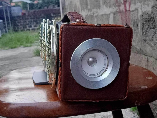 Refurbished Japan Speakers Rechargeable Bluetooth