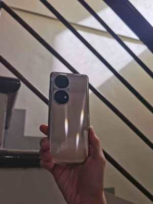 Huawei P50 pro 8/256gb SD 888