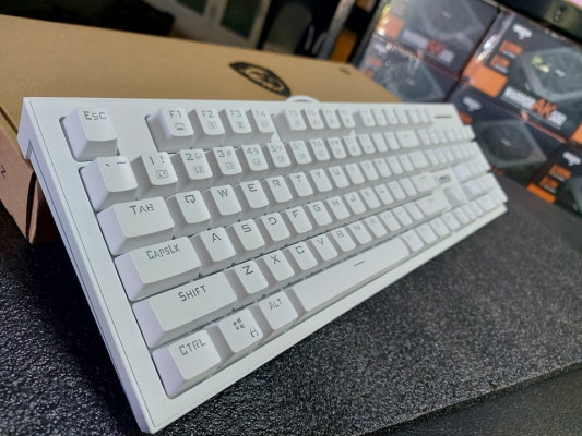 WHITE MSI VIGOR GK50Z MECHANICAL GAMING KEYBOARD