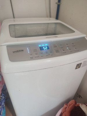 Samsung Wobble Automatic Washing Machine