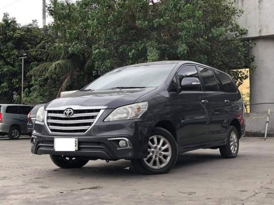 2015 Toyota Innova 2.0 Gas V A/T