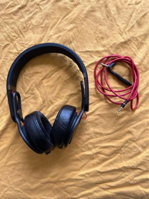 Original Beats Mixr Headphones Negotiable with Freebies