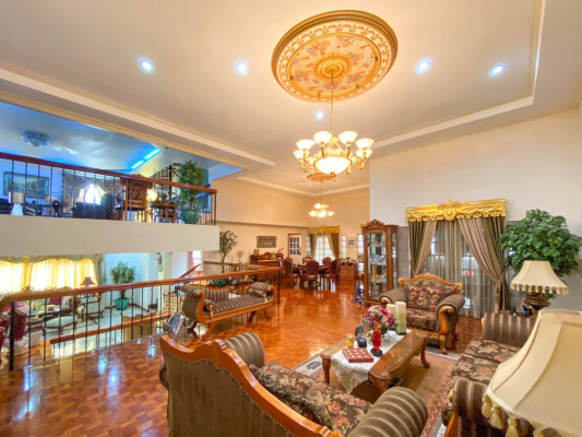 ⁣⁣Amazing Huge Mansion for Sale in Capitol Homes Subdivision - ⁣10821⠀