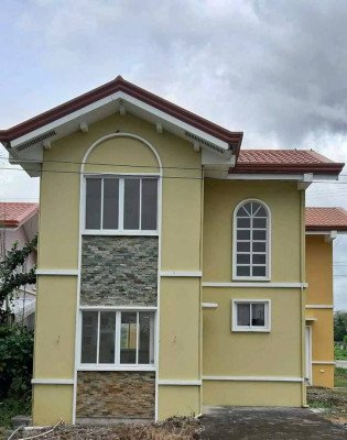 2 Corner Unit Available house and lot in Balabago Jaro